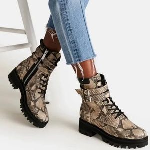 DOLCE VITA PALINE COMBAT BOOT | 8 | worn once